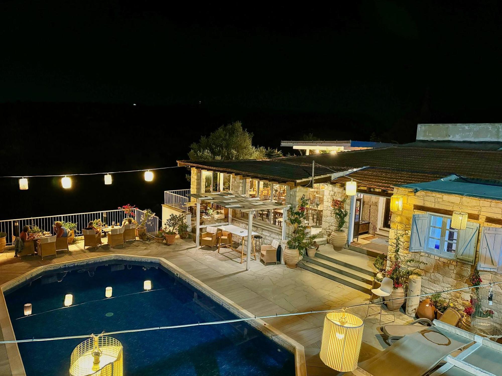 Cyprus Villages Hotel & Restaurant - Central Location - Bed & Breakfast - With Access To Pool And Stunning Views Tochni Exterior foto