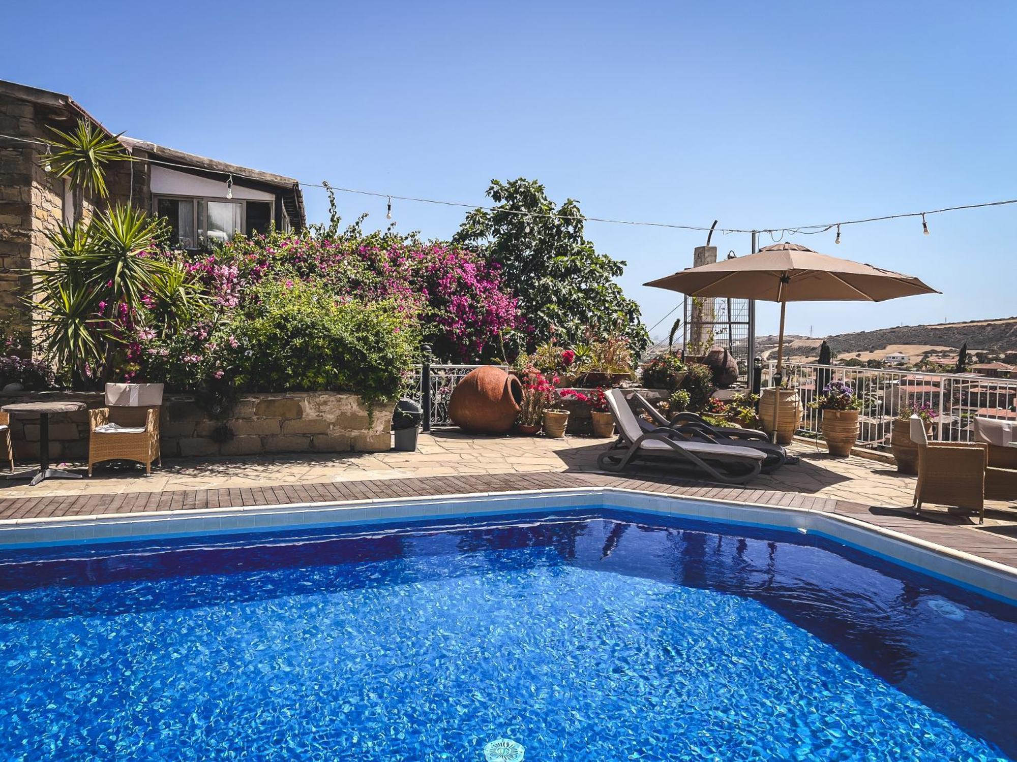 Cyprus Villages Hotel & Restaurant - Central Location - Bed & Breakfast - With Access To Pool And Stunning Views Tochni Exterior foto