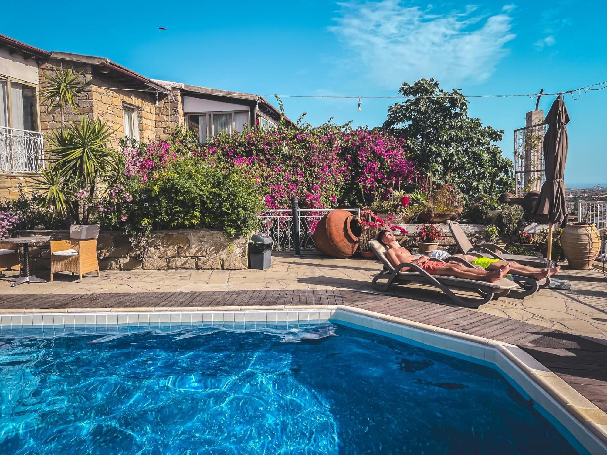 Cyprus Villages Hotel & Restaurant - Central Location - Bed & Breakfast - With Access To Pool And Stunning Views Tochni Exterior foto