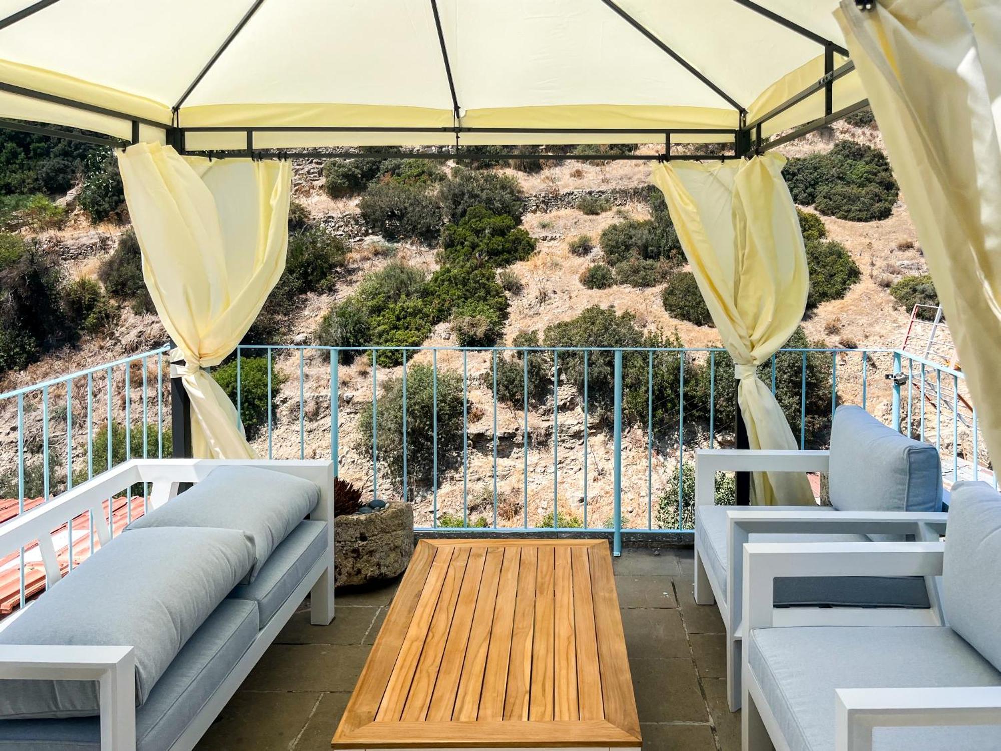 Cyprus Villages Hotel & Restaurant - Central Location - Bed & Breakfast - With Access To Pool And Stunning Views Tochni Exterior foto
