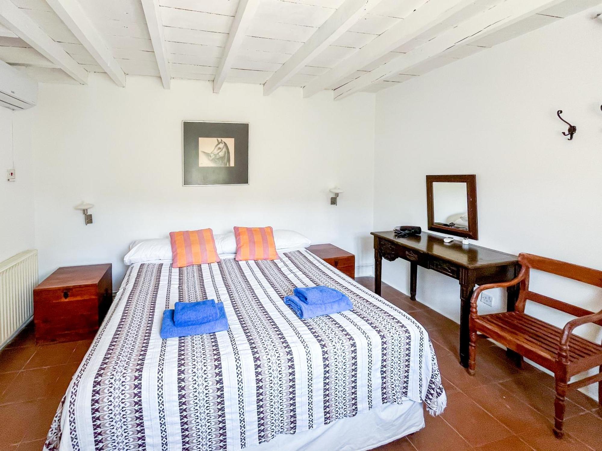Cyprus Villages Hotel & Restaurant - Central Location - Bed & Breakfast - With Access To Pool And Stunning Views Tochni Exterior foto