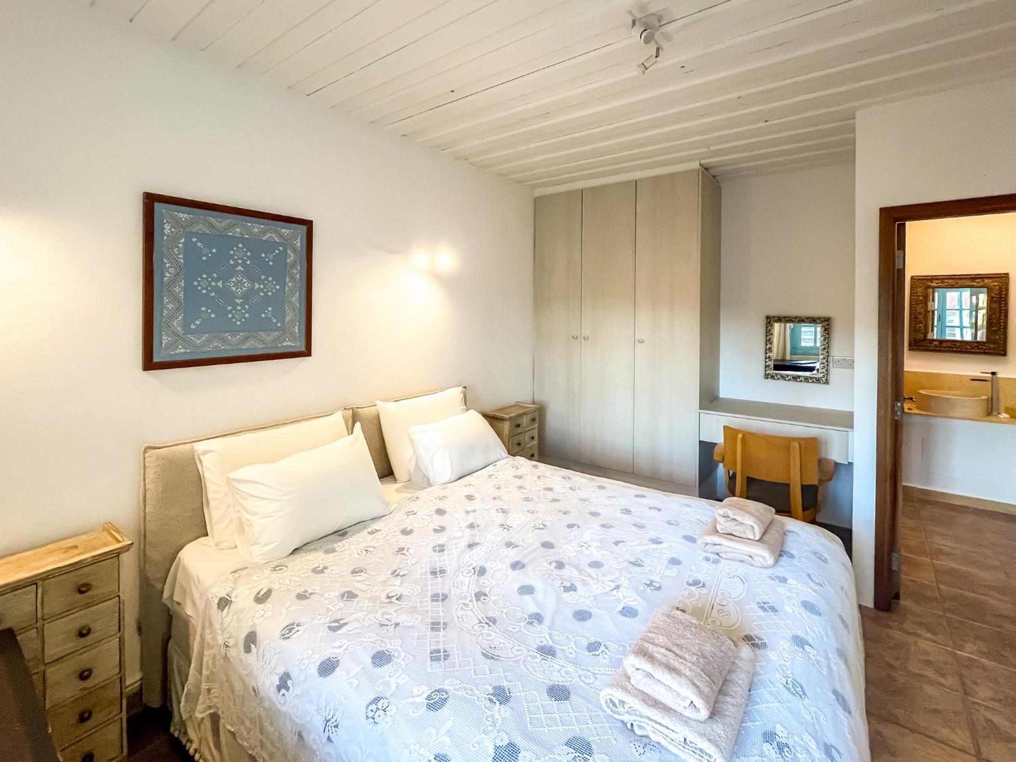 Cyprus Villages Hotel & Restaurant - Central Location - Bed & Breakfast - With Access To Pool And Stunning Views Tochni Exterior foto